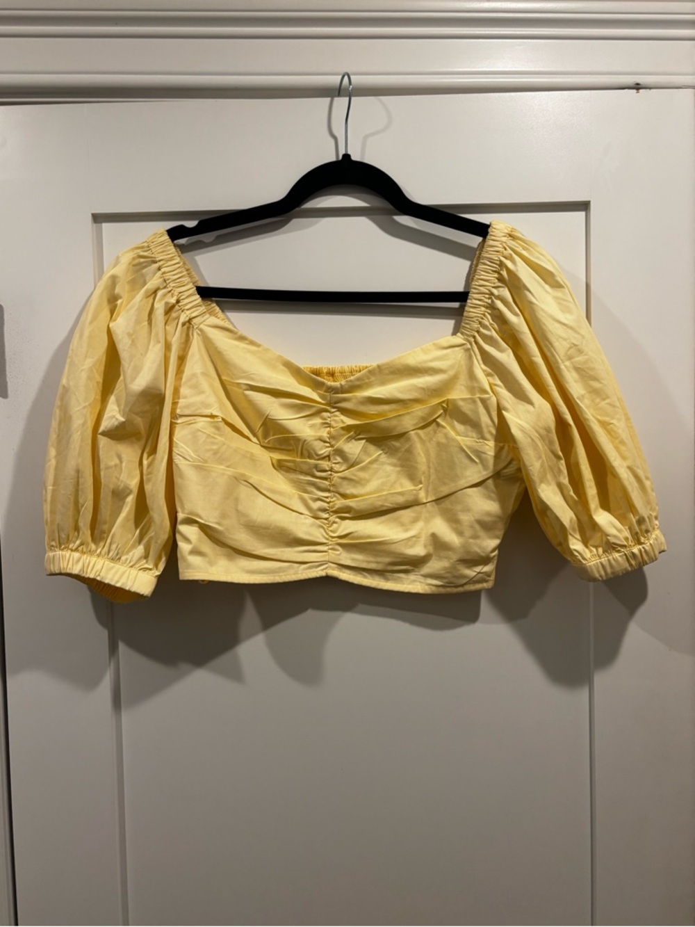 Abercrombie Yellow Puff Sleeve Crop Top NWT Cottagecore Milkmaid Blouse Size M